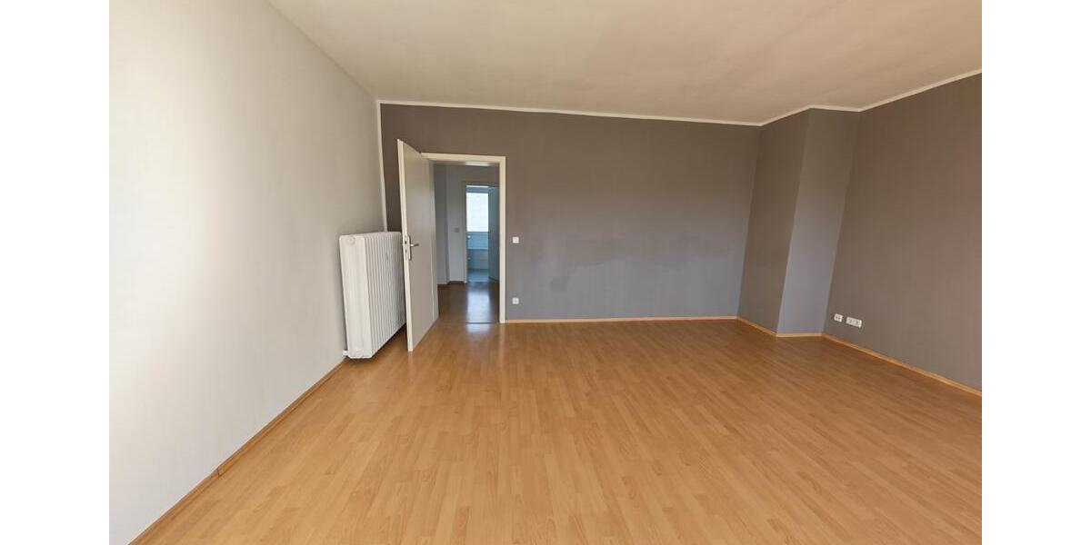 Etagenwohnung Duisburg Huckingen - 2 Zimmer, 70 m&sup2;, 649&euro; | Angebot:25402960