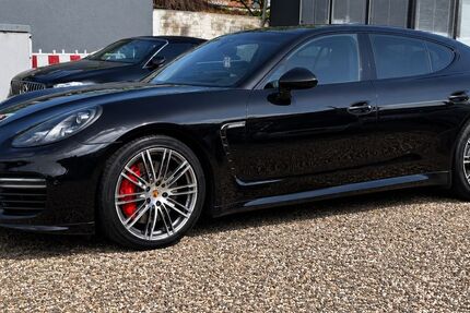 Porsche Panamera 135.000 km 36.100 &euro; Bottrop 46238