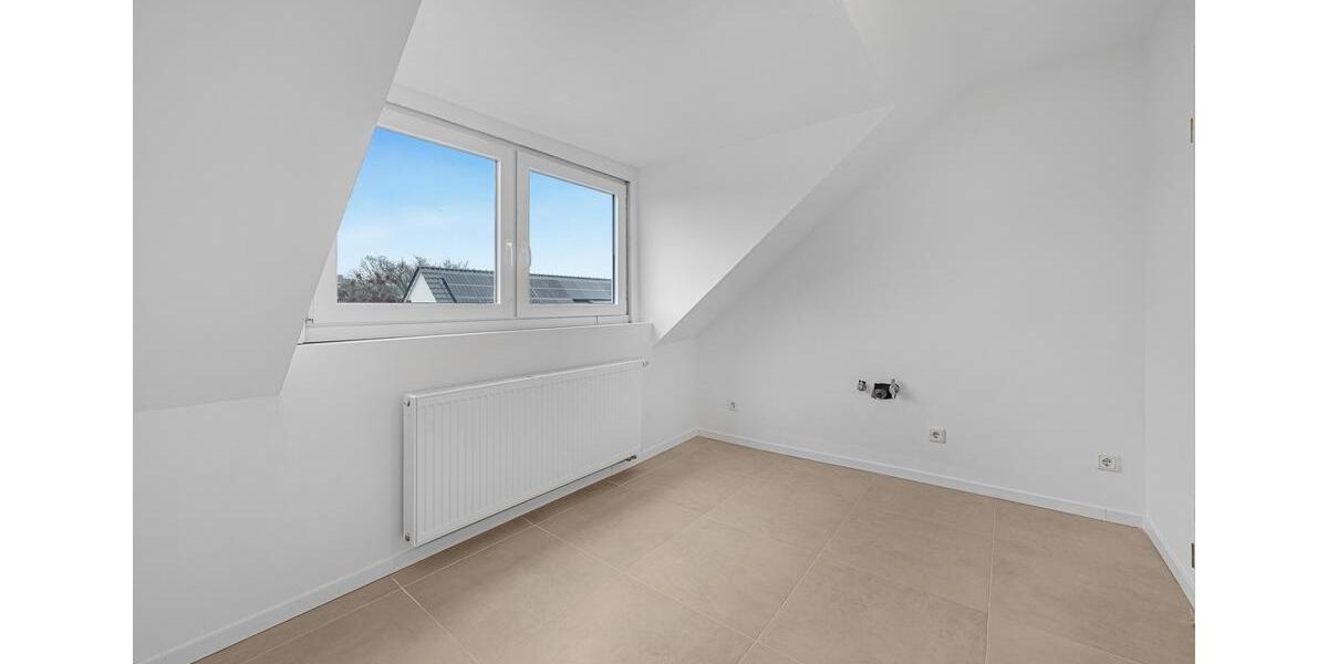 Dachgeschoßwohnung Gelsenkirchen Erle - 4 Zimmer, 81 m&sup2;, 800&euro; | Angebot:25986116
