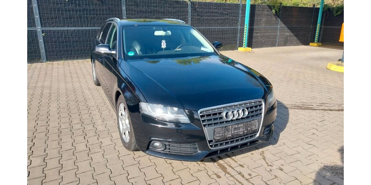 Audi A4 320.000 km 4.000 &euro; Oberhausen 46045