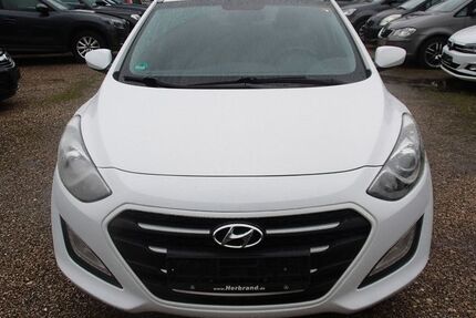 Hyundai i30 212.000 km 4.699 &euro; Oberhausen 46149