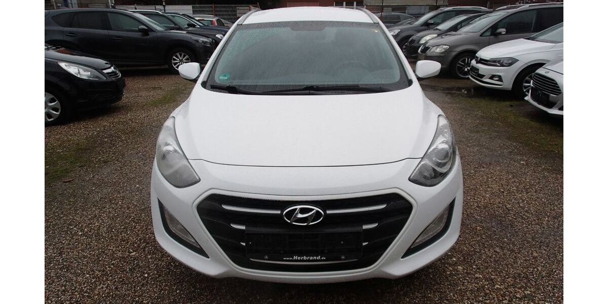 Hyundai i30 212.000 km 4.699 &euro; Oberhausen 46149