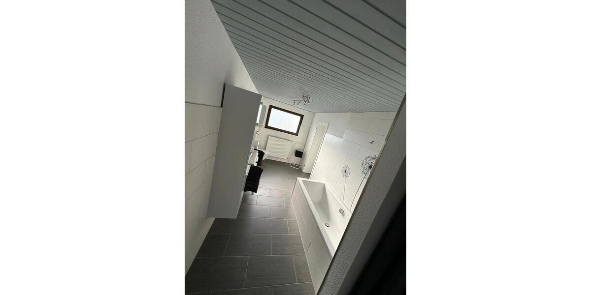 Einfamilienhaus Bochum Günnigfeld - 10 Zimmer, 242 m&sup2;, 649.000&euro; | Angebot:25547126