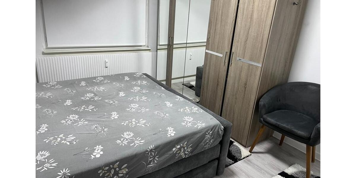 Etagenwohnung Duisburg Hamborn - 2 Zimmer, 92 m&sup2;, 95.000&euro; | Angebot:26754342