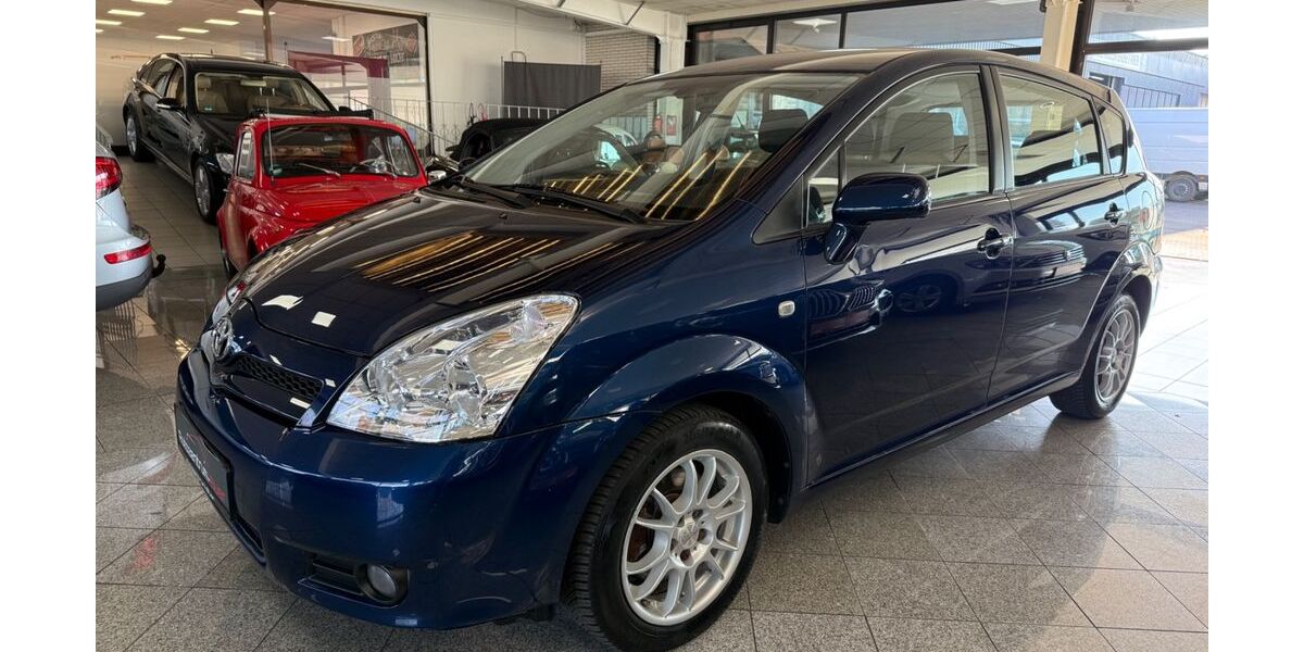 Toyota Corolla Verso 82.000 km 5.990 &euro; Gelsenkirchen 45881