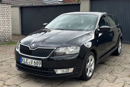 Skoda Rapid 82.000 km 7.500 &euro; Moers 47441