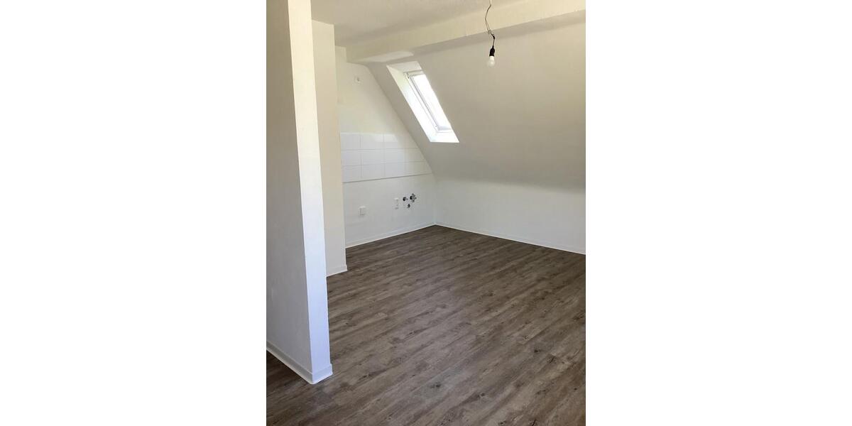 Dachgeschoßwohnung Oberhausen Alsfeld - 1 Zimmer, 38 m&sup2;, 399&euro; | Angebot:26365959