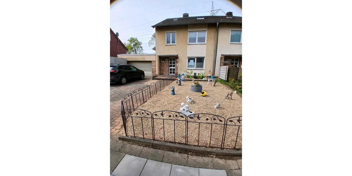 Reihenhaus Duisburg Hamborn - 6 Zimmer, 134 m&sup2;, 390.000&euro; | Angebot:26122102