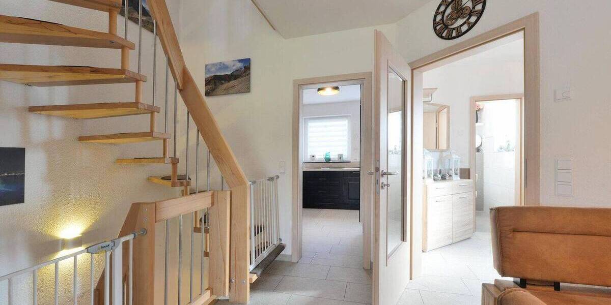 Reihenendhaus Duisburg Hochemmerich - 5 Zimmer, 119 m&sup2;, 499.000&euro; | Angebot:26048741