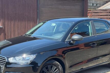 Audi A1 155.000 km 5.800 &euro; Duisburg 47179