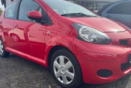 Toyota Aygo (X) 32.433 km 4.900 &euro; Gelsenkirchen 45891