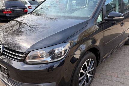 VW Touran 199.458 km 7.490 &euro; Essen 45356