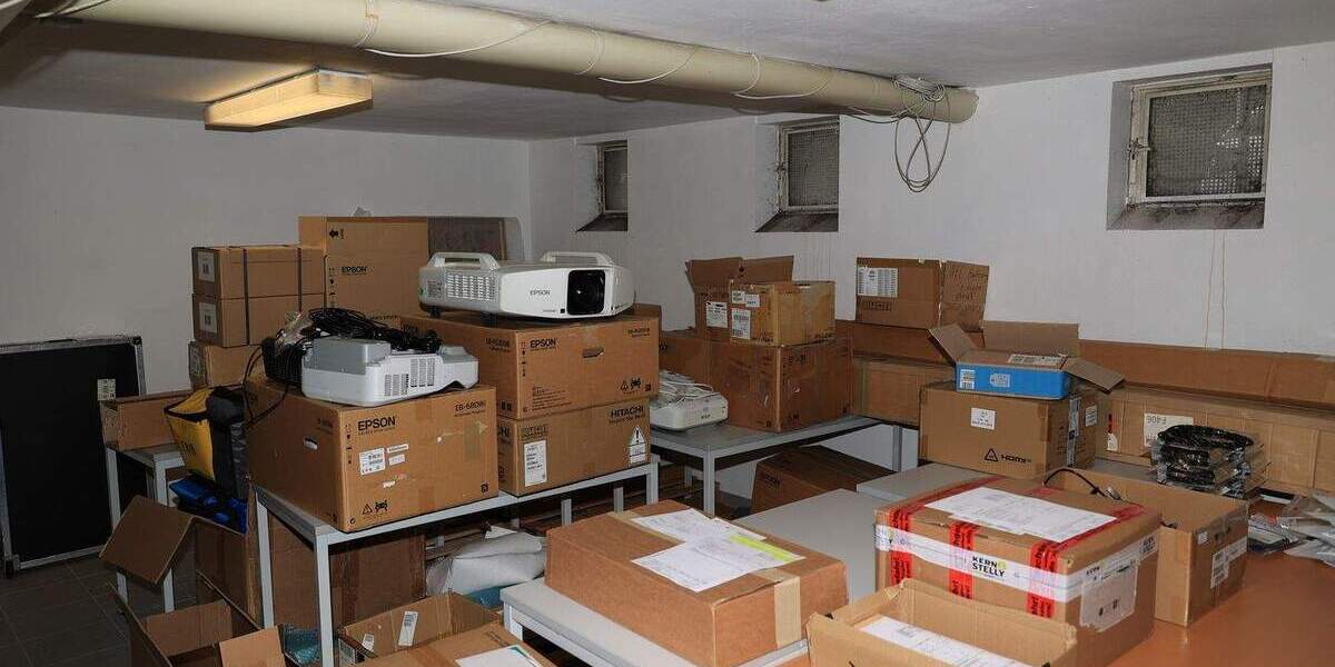 Gewerbeobjekt Duisburg Wanheim-Angerhausen - 6 Zimmer, 203 m&sup2;, 1.712&euro; | Angebot:25663827