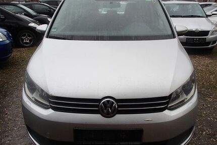 VW Touran 289.000 km 4.499 &euro; Oberhausen 46149