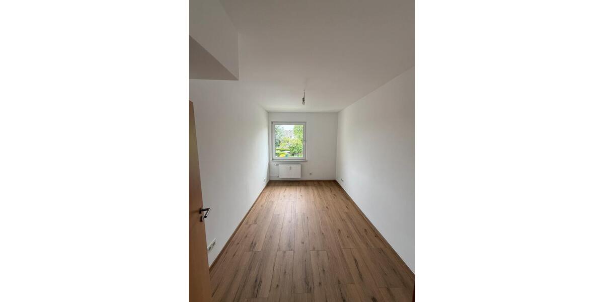 Etagenwohnung Mülheim an der Ruhr Dümpten - 3 Zimmer, 64 m&sup2;, 1.050&euro; | Angebot:26413492