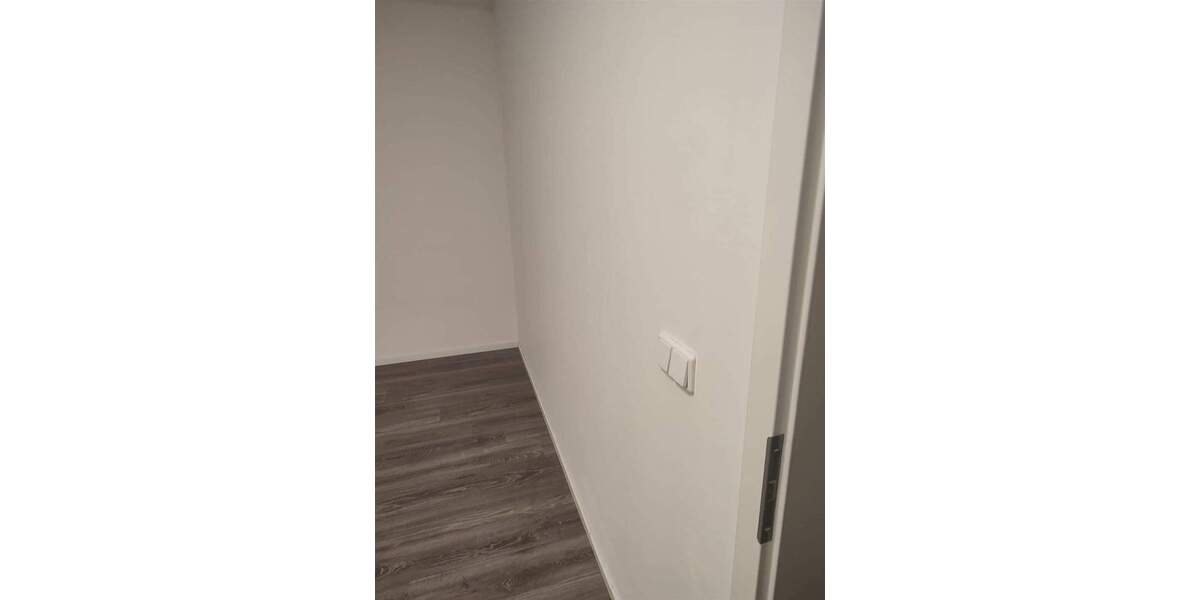 Etagenwohnung Oberhausen Stadtmitte - 1 Zimmer, 55 m&sup2;, 335&euro; | Angebot:25700552