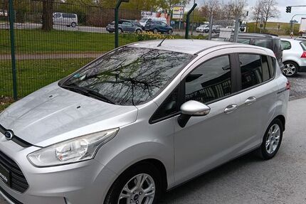 Ford B-Max 121.000 km 6.749 &euro; Essen 45329