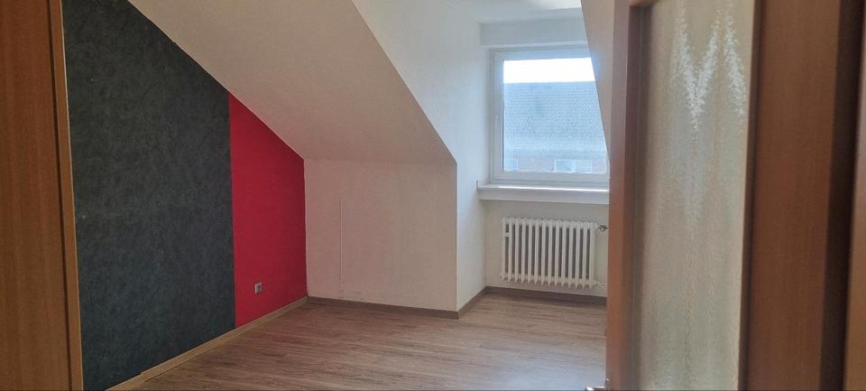 Dachgeschoßwohnung Dorsten Alt-Wulfen - 2 Zimmer, 75 m&sup2;, 655&euro; | Angebot:26623787