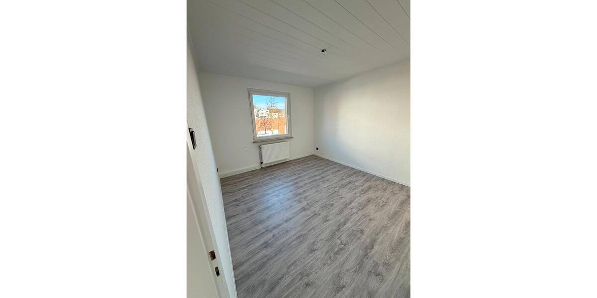 Etagenwohnung Wesel - 3.5 Zimmer, 67 m&sup2;, 950&euro; | Angebot:25307137