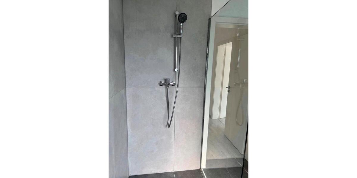 Dachgeschoßwohnung Duisburg Rheinhausen - 2.5 Zimmer, 56 m&sup2;, 750&euro; | Angebot:26692776