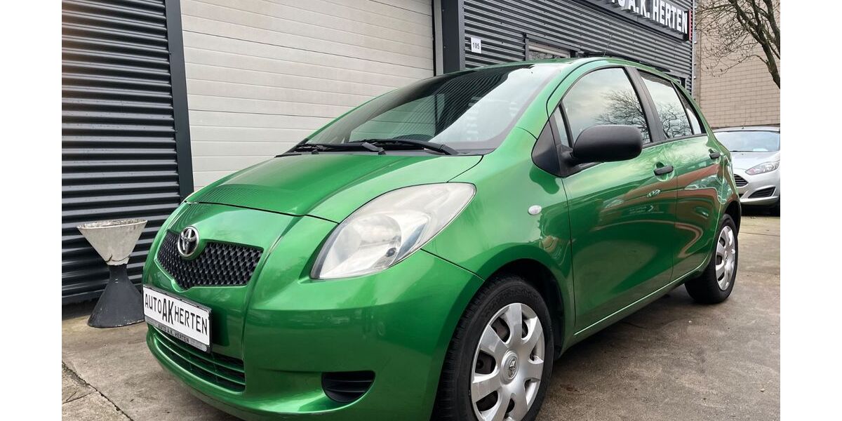 Toyota Yaris 140.800 km 3.990 &euro; Herten 45699