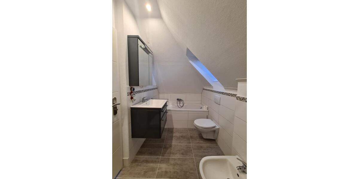 Etagenwohnung Essen Stadtbezirk IV - 1 Zimmer, 34 m&sup2;, 310&euro; | Angebot:25127430