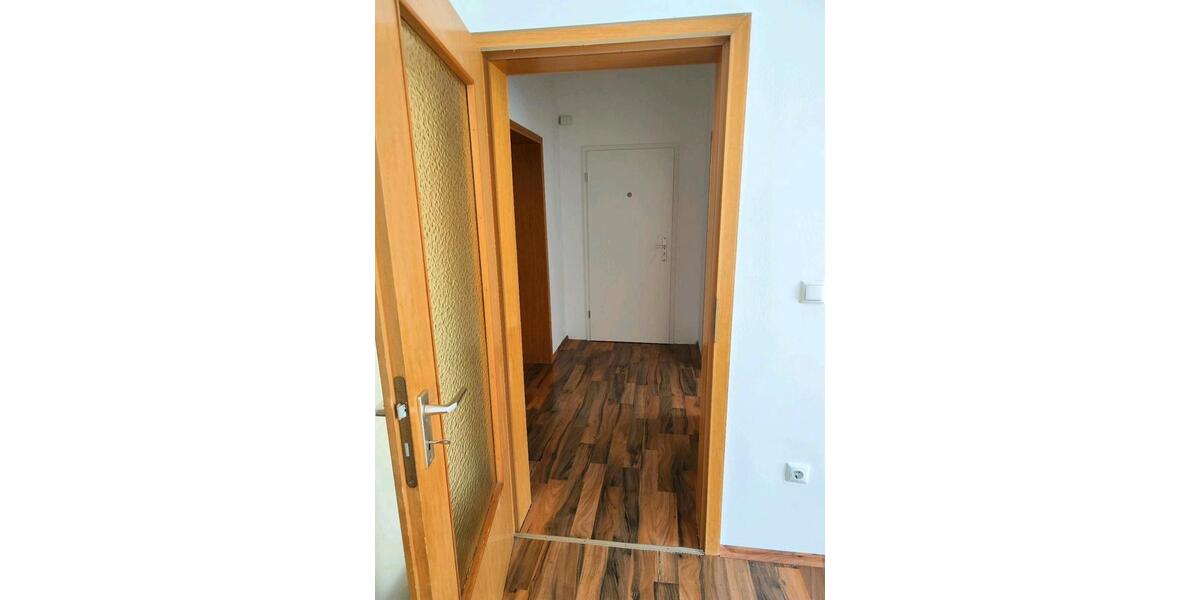 Erdgeschoßwohnung Gelsenkirchen Rotthausen - 3 Zimmer, 80 m&sup2;, 690&euro; | Angebot:25944957