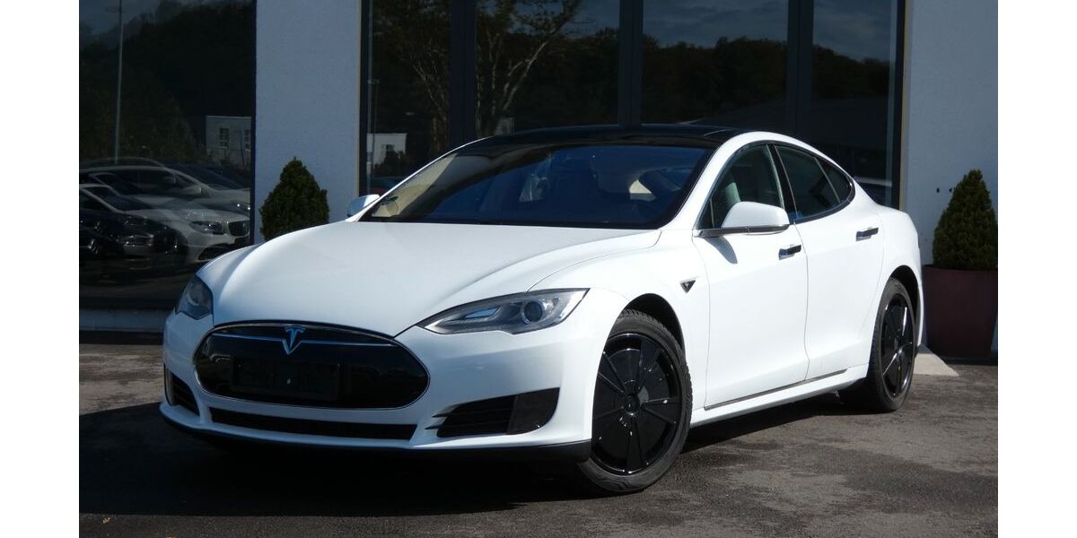 Tesla Model S 251.852 km 14.450 &euro; Bochum 44807