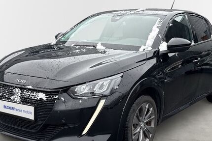 Peugeot 208 8.600 km 23.790 &euro; Oberhausen 46149