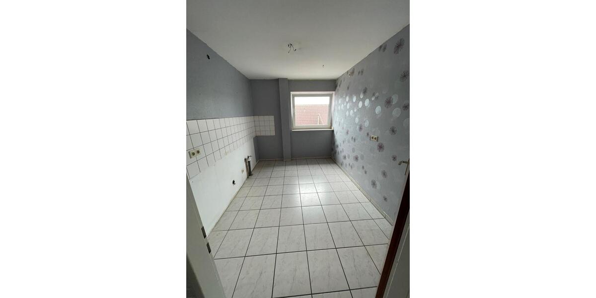 Dachgeschoßwohnung Schermbeck - 2.5 Zimmer, 62 m&sup2;, 450&euro; | Angebot:26646847