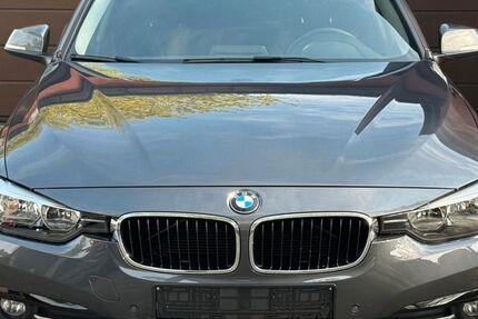 BMW 318 133.125 km 11.890 &euro; Duisburg 47138