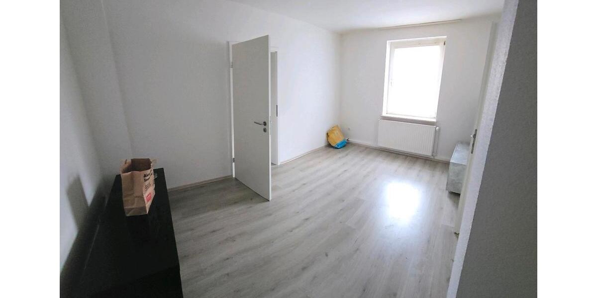 Etagenwohnung Duisburg Essenberg - 2.5 Zimmer, 47 m&sup2;, 400&euro; | Angebot:25647904