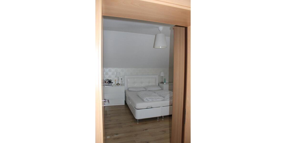 Doppelhaushälfte Duisburg Hamborn - 16 Zimmer, 150 m&sup2;, 430.000&euro; | Angebot:27227541