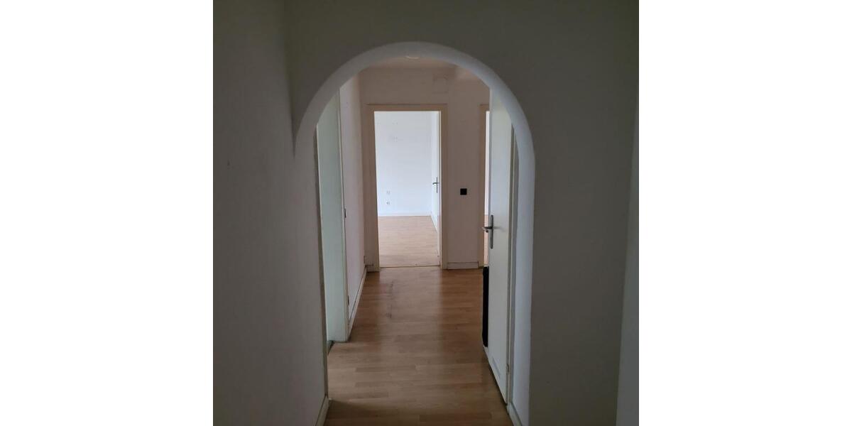 Etagenwohnung Duisburg Hamborn - 3 Zimmer, 80 m&sup2;, 480&euro; | Angebot:25990275