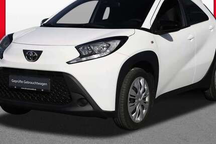 Toyota Aygo 10.600 km 13.888 &euro; Oberhausen 46149