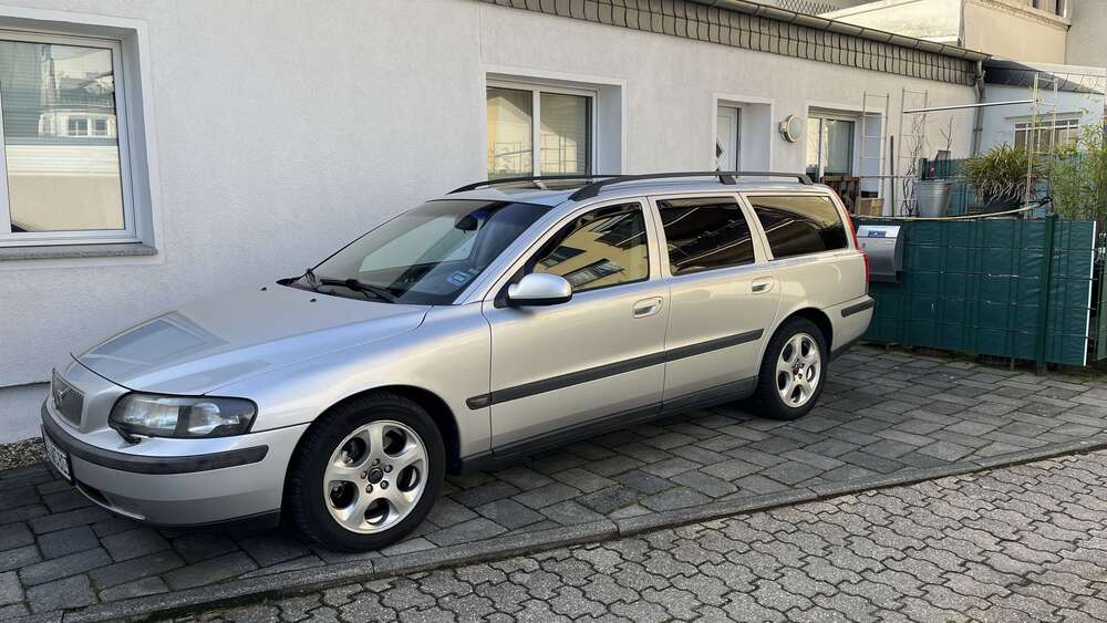 Volvo V70 463.650 km 3.500 &euro; Moers 47443