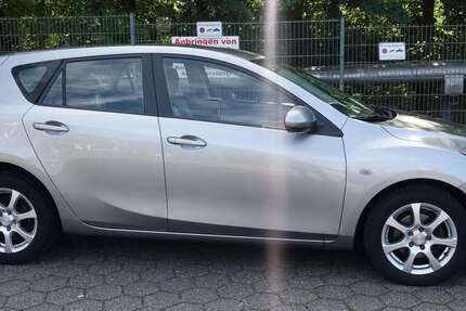 Mazda 3 130.000 km 5.299 &euro; Herne 44653