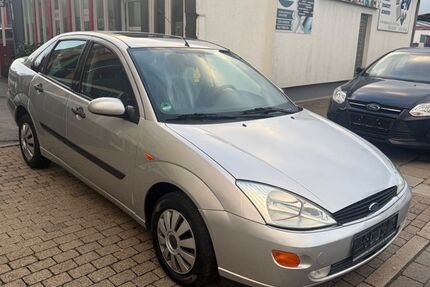 Ford Focus 118.000 km 1.990 &euro; Essen 45143