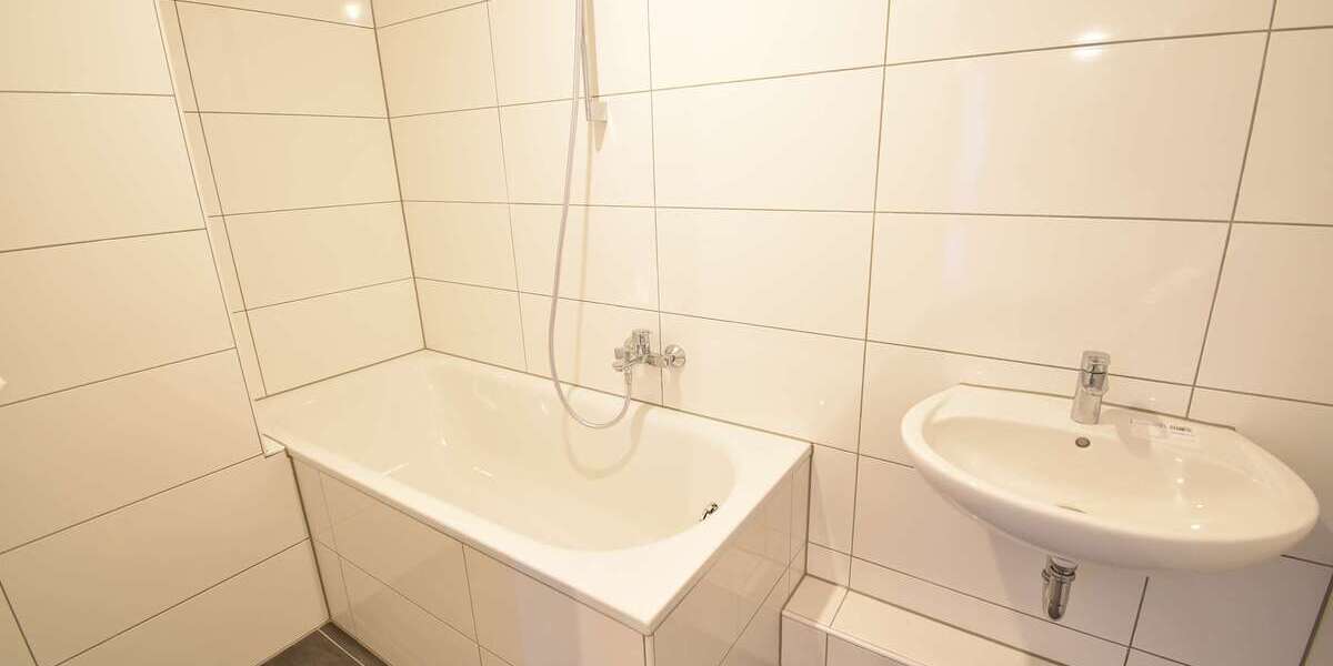Etagenwohnung Essen Schönebeck - 3 Zimmer, 93 m&sup2;, 790&euro; | Angebot:27091114