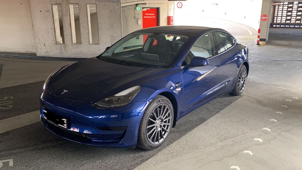 Tesla Model 3 80.000 km 22.999 &euro; Mülheim an de Ruhr 45475