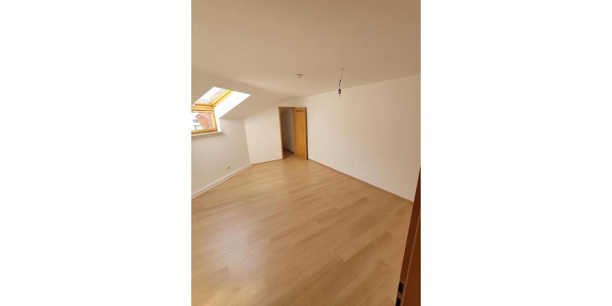 Etagenwohnung Bochum Bochum-Südwest - 4.5 Zimmer, 107 m&sup2;, 1.350&euro; | Angebot:25328033