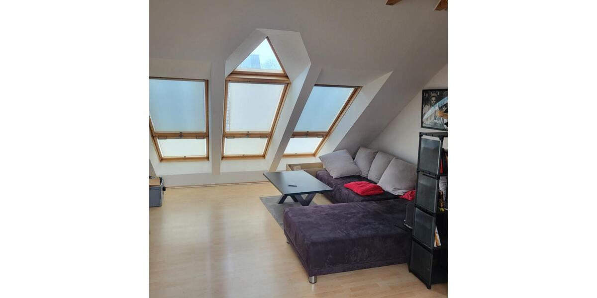 Dachgeschoßwohnung Witten - 2 Zimmer, 79 m&sup2;, 790&euro; | Angebot:25045355