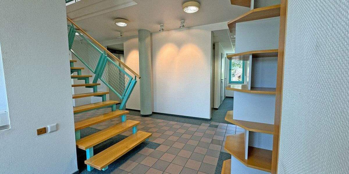 Gewerbeobjekt Voerde Holthausen - 7 Zimmer, 140 m&sup2;, 390.000&euro; | Angebot:25741548