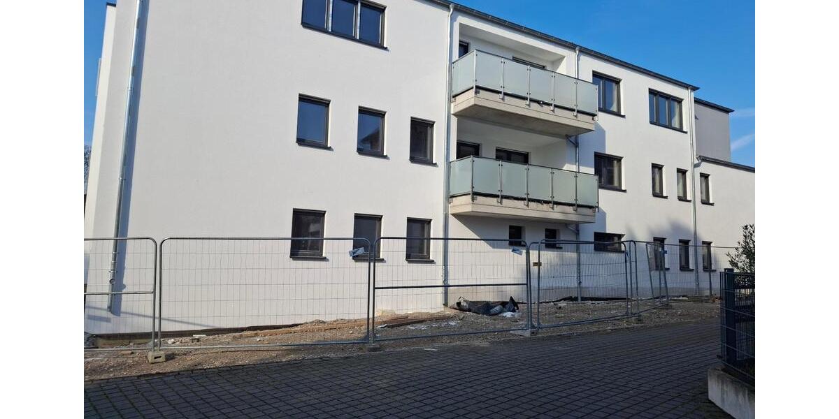 Etagenwohnung Duisburg Baerl - 3 Zimmer, 90 m&sup2;, 1.320&euro; | Angebot:25884392