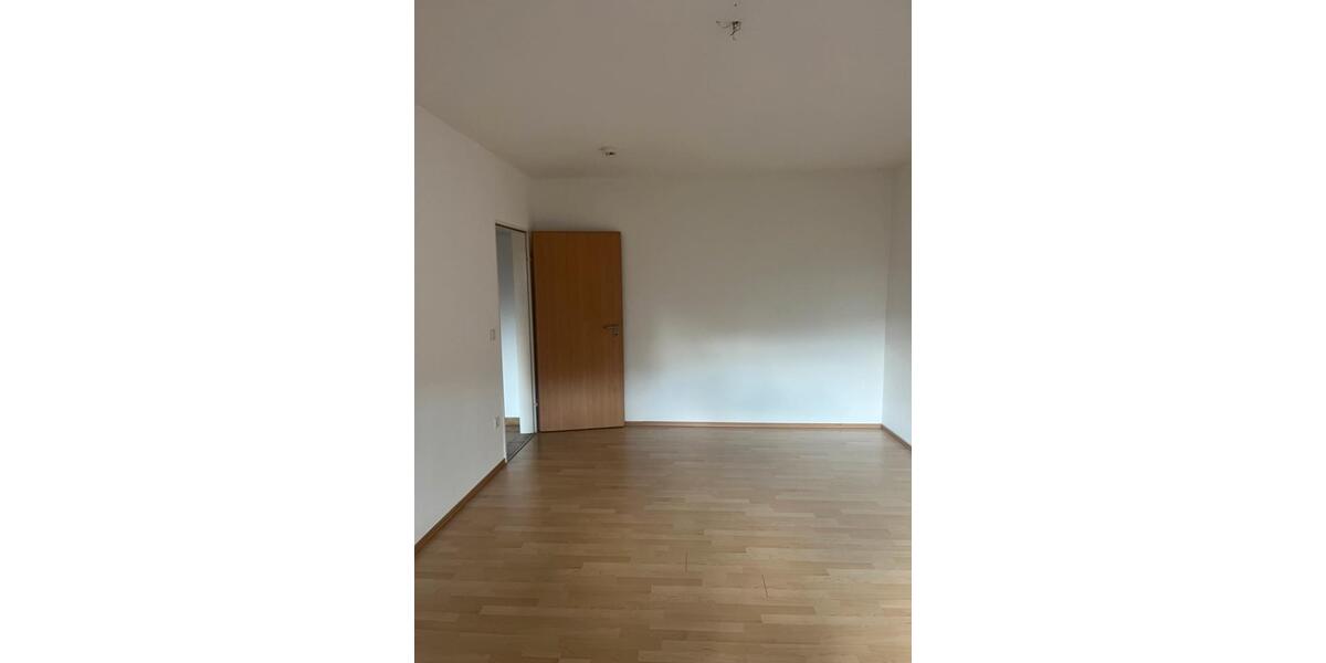 Etagenwohnung Dinslaken Lohberg - 1 Zimmer, 74 m&sup2;, 900&euro; | Angebot:26234608