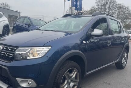 Dacia Sandero 93.000 km 7.490 &euro; Datteln 45711