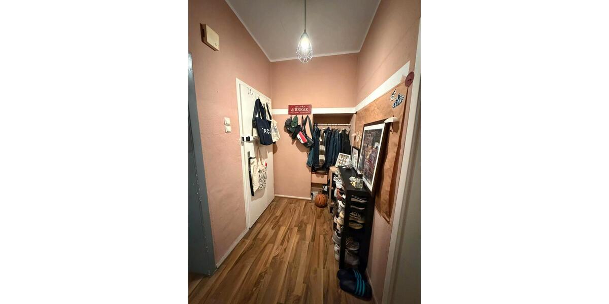 Etagenwohnung Essen Südviertel - 1.5 Zimmer, 38 m&sup2;, 90.000&euro; | Angebot:25846718