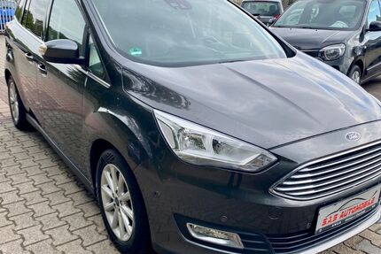 Ford Grand C-Max 153.216 km 7.800 &euro; Moers 47445