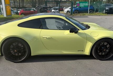 Porsche 992 6.500 km 179.490 &euro; Dinslaken 46537