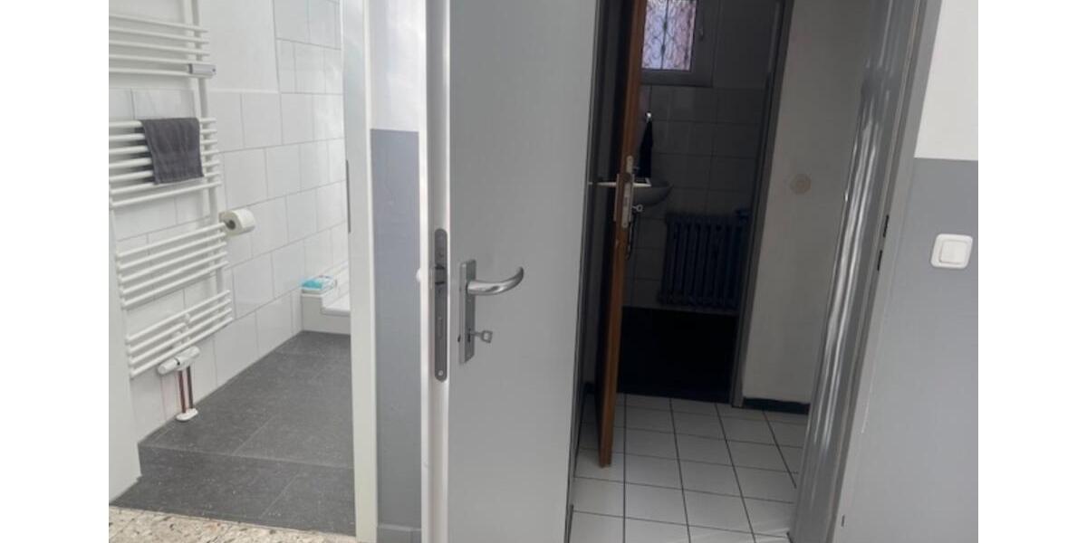 Gewerbeobjekt Duisburg Huckingen - 1.200&euro; | Angebot:23318501